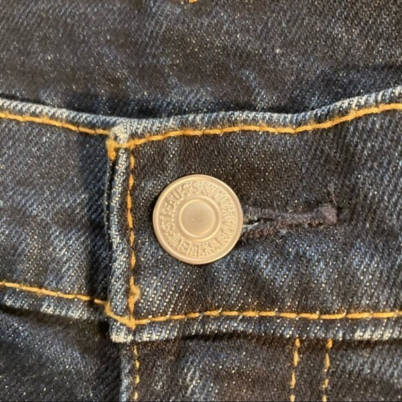 LEVI’S 511 Sz 30 Raw Hem Some Distressing Dark Wash Stretch Denim Shorts - Picture 2 of 7